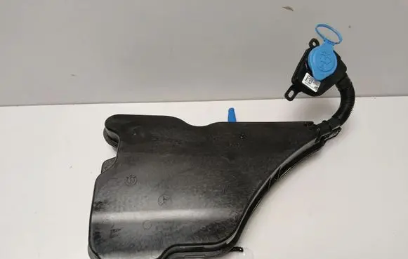 BMW i4 Windshield washer fluid reservoir/tank 7427885 7298309