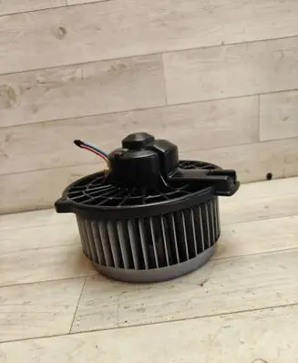 Mitsubishi Grandis Heater fan/blower 1940001610
