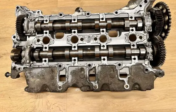 Renault Trafic III (X82) Camshaft 130016912R 130244321R