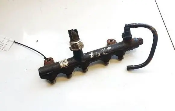 Fuel main line pipe