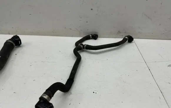 BMW 5 G30 G31 Engine coolant pipe/hose 8634600