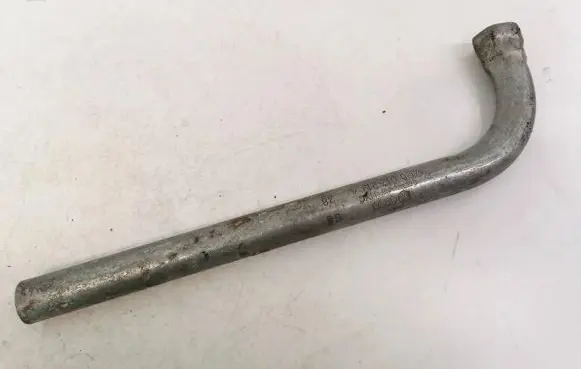 Volkswagen Polo Wheel nut wrench 4d0012219a