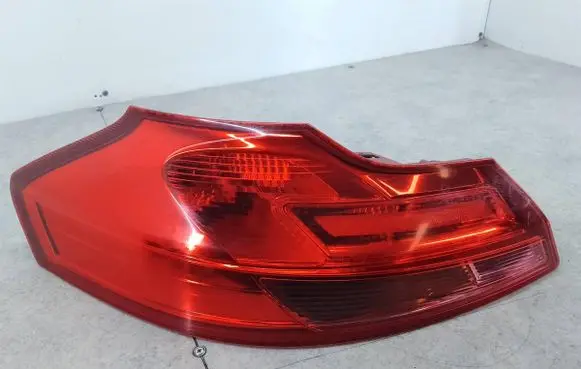 Opel Insignia A Rear/tail lights 1322685613277877