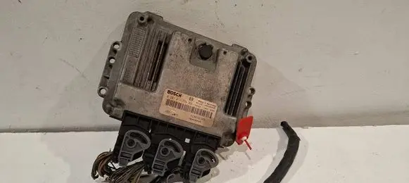 Renault Megane II Engine control unit/module 0281011776 8200391966