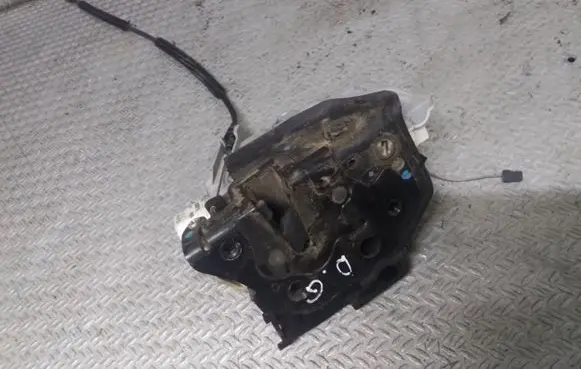 Seat Altea XL Rear door lock