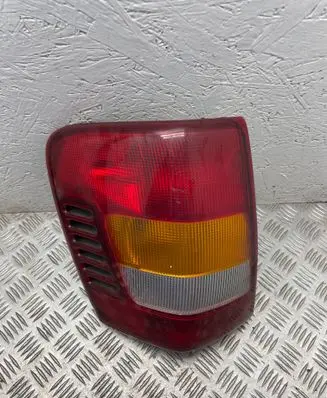 Jeep Grand Cherokee (WJ) Rear/tail lights 391102a