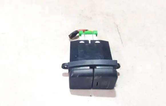 Rover 620 Windscreen/window heater switch 38736b