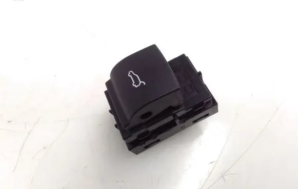BMW X5 F15 Tailgate opening switch 9318704