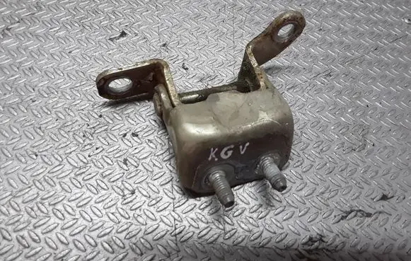 Toyota Yaris Verso Rear door upper hinge