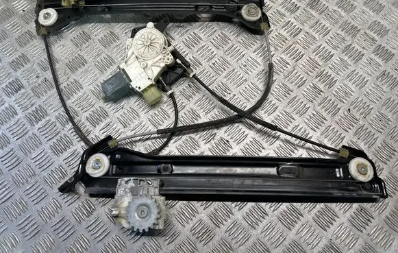 BMW 3 GT F34 Front door window regulator with motor 7291425