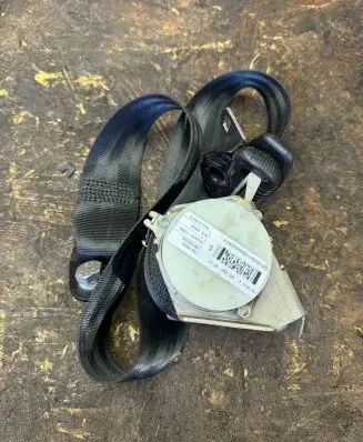 Iveco Daily 6th gen Front seatbelt 5801655394 34175221