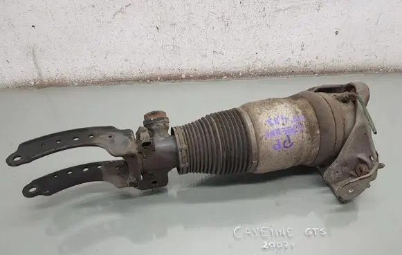 Porsche Cayenne (9PA) Front air suspension shock absorber 7L5616040E