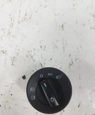 Skoda Octavia Mk2 (1Z) Light switch 1Z0941431K