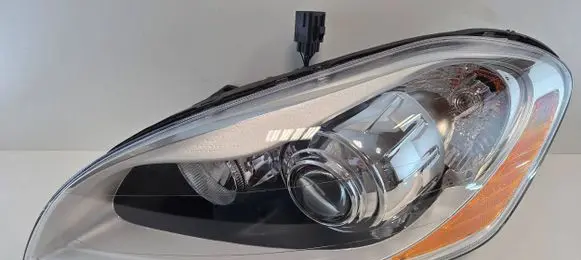 Volvo XC60 Headlight/headlamp 31395462 89907452