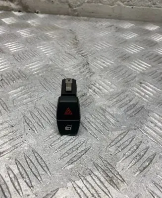 BMW 5 GT F07 Hazard light switch 9161896