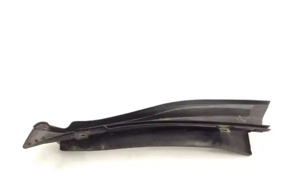 Mercedes-Benz E W124 Wiper trim 1246283707