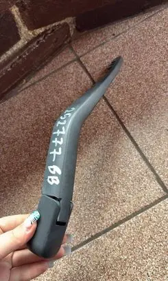 Nissan Note (E12) Rear wiper blade arm 287813VU0A