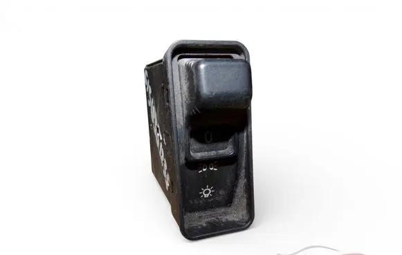 BMW 8 E31 Light switch 61318351235 8351235 61318954149