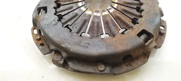 Toyota Avensis Verso Pressure plate 
