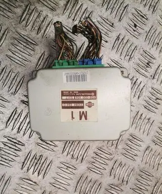 Nissan Pathfinder R51 Gearbox control unit/module 33084eb41d