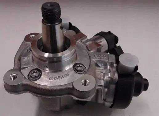 Porsche Cayenne (9Y0 9Y3) Mechanical fuel pump 0445010650 057130755AE