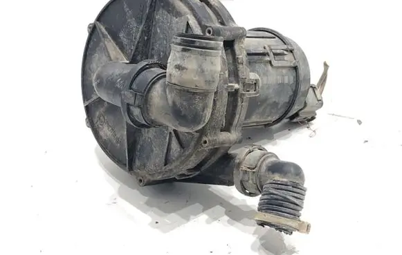 Audi A6 S6 C5 4B Secondary air pump 