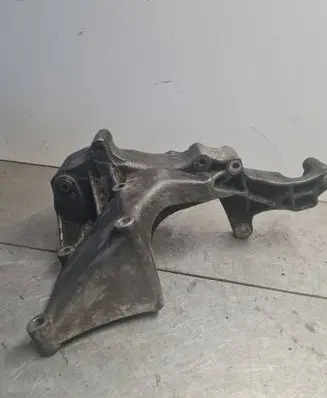 Volkswagen Transporter - Caravelle T4 Generator/alternator bracket 074145169F