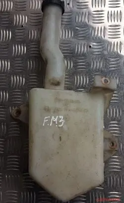 Ford Mondeo Mk III Lamp washer fluid tank 1s7117618ad