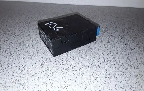 BMW 3 E36 Window wiper relay 61358359031 8359031