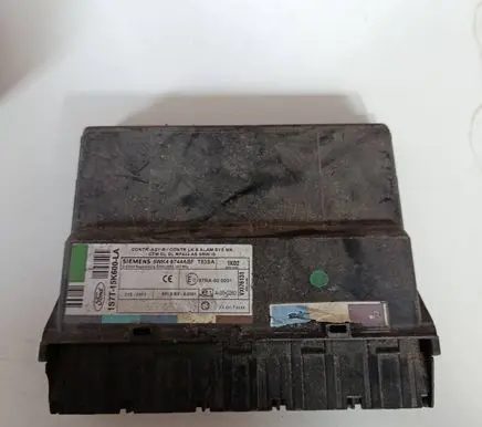 Ford Mondeo Mk III Comfort/convenience module 5WK48862 5WK48744ABF