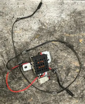 Subaru B9 Tribeca Aerial antenna filter 