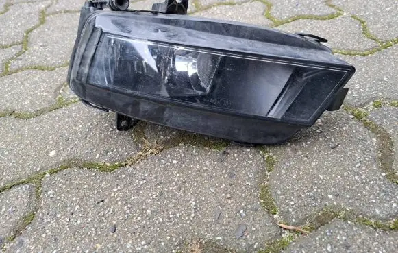 Volkswagen Golf VII Front fog light 5G0941661D