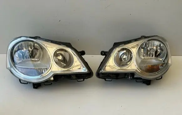 Volkswagen Polo IV 9N3 Headlights/headlamps set 6Q1941008AT