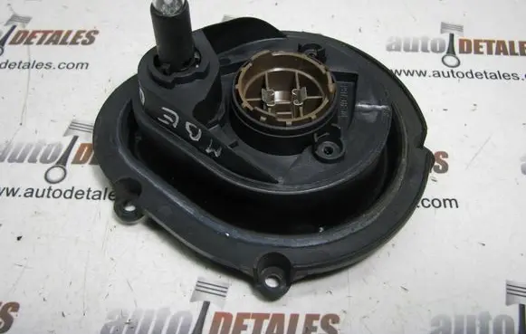 Mercedes-Benz E W211 Headlight/headlamp dust cover