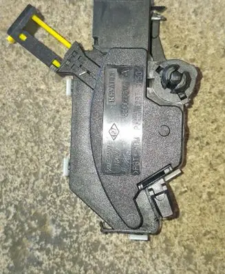 Renault Megane III Clutch pedal sensor 8200666173