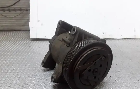 Nissan Almera Tino Air conditioning (A/C) compressor (pump) 2J55245010