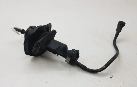 Ford Focus C-MAX Clutch master cylinder 3M517A543AE
