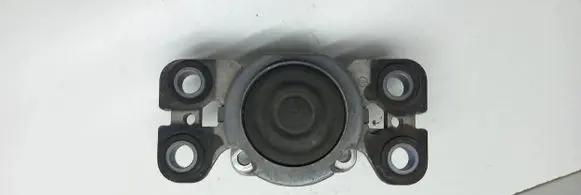 Volvo XC60 Gearbox mount 8G9N7M121 8G9N7M121CA