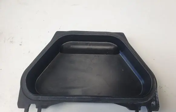 Headlight/headlamp dust cover