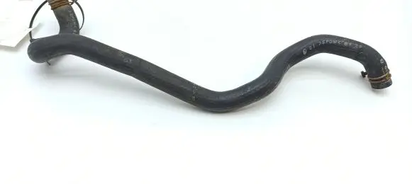 Subaru Impreza II Engine coolant pipe/hose