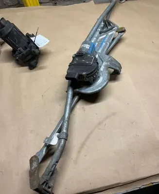 Seat Alhambra (Mk1) Front wiper linkage and motor 7M3955119 0301102 0390241803