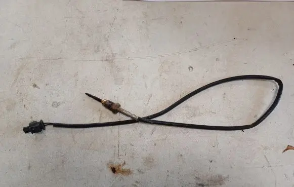 BMW 5 F10 F11 Exhaust gas temperature sensor 2656003001 8514929