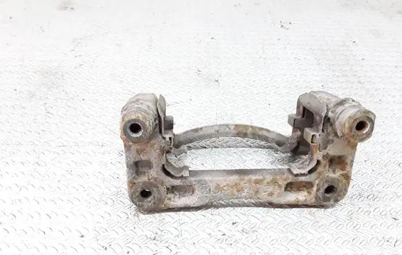 Hyundai Terracan Brake caliper pad carrier rear 