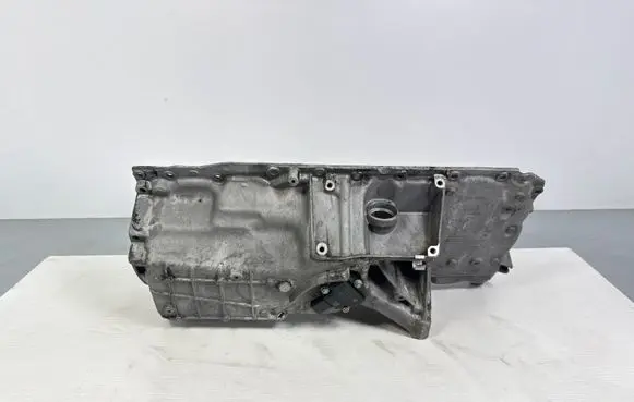 BMW 7 F01 F02 F03 F04 Oil sump 7800325 67698410