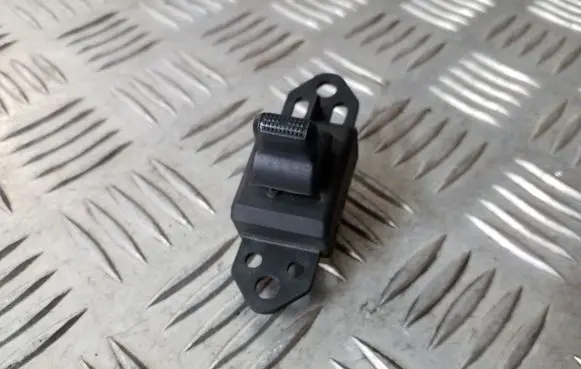 Chrysler Voyager Electric window control switch 04685727AB