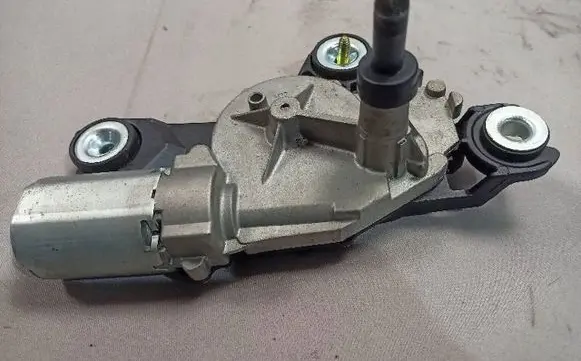 Mazda 3 I Rear window wiper motor