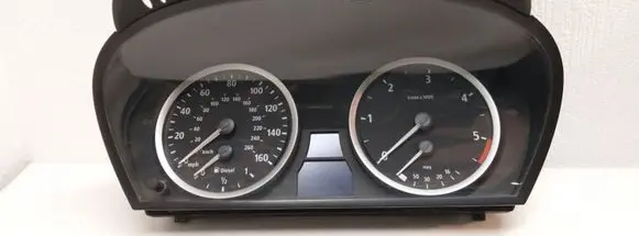 BMW 5 E60 E61 Speedometer (instrument cluster) 6952897 62116974577 A2C53103634