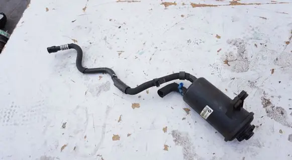 BMW 6 E63 E64 Power steering fluid tank/reservoir 