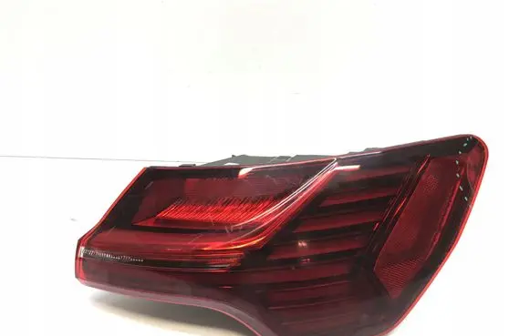 Audi e-tron Tailgate rear/tail lights