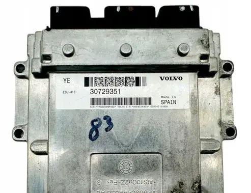 Volvo V70 Engine control unit/module 30729351